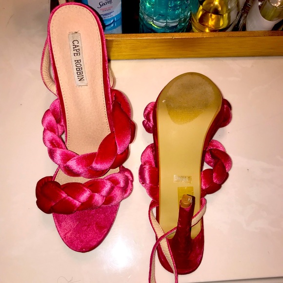Pink velvet sandal - Picture 1 of 3